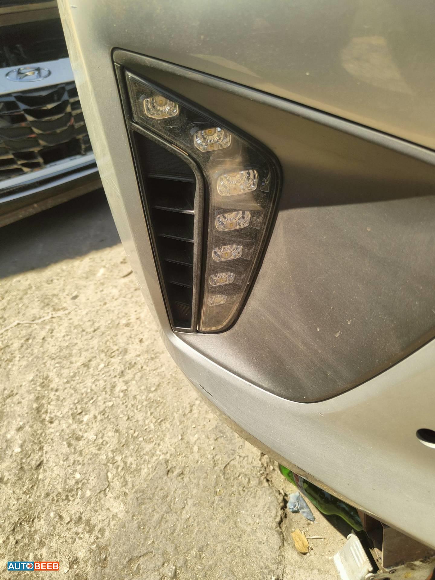 Lights Spotlight Hyundai Ioniq
