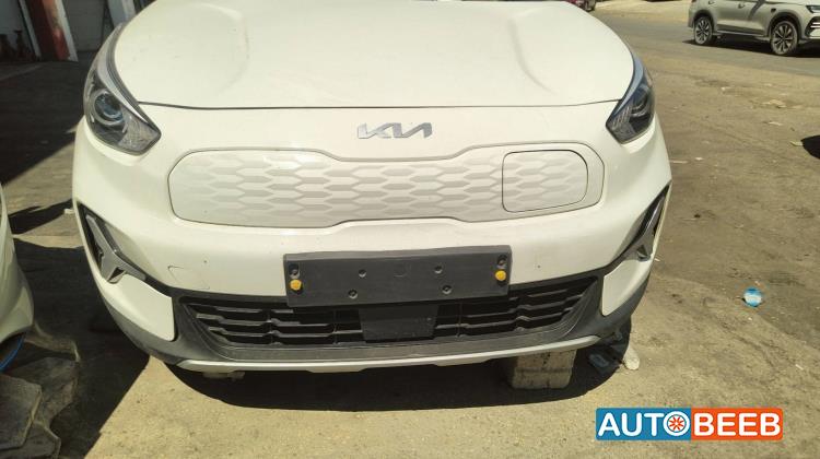 Body  Front clip KIA Niro