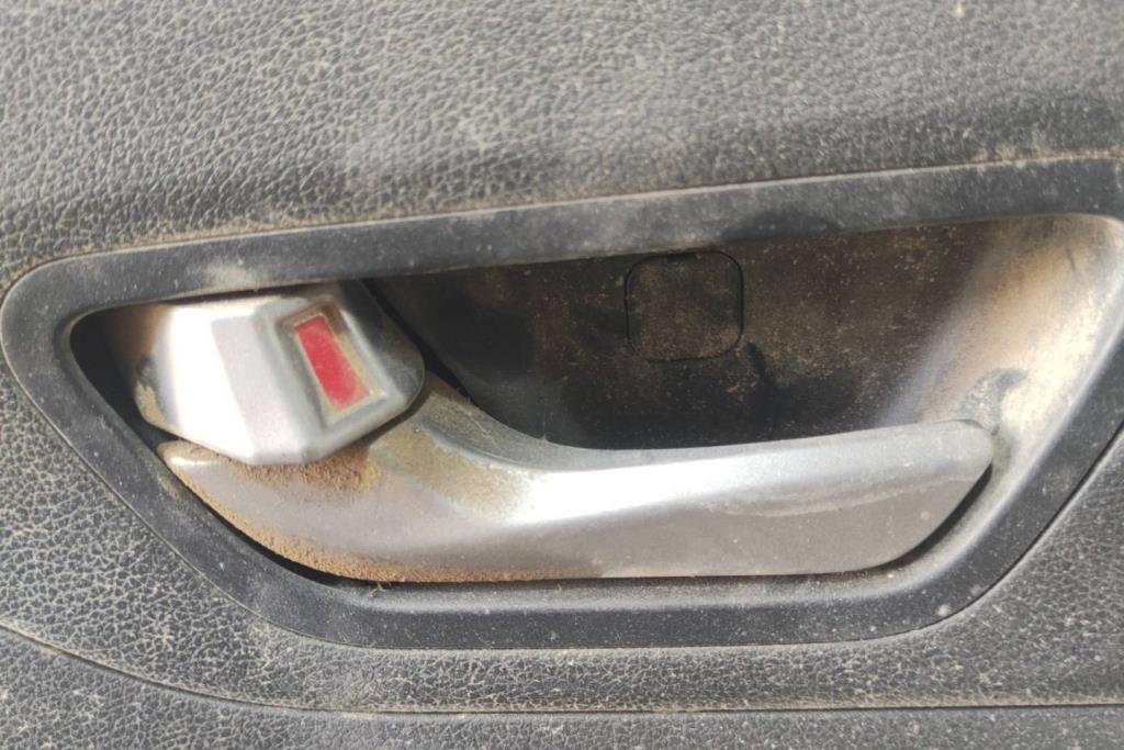 Body  Door Handle  Hyundai Accent