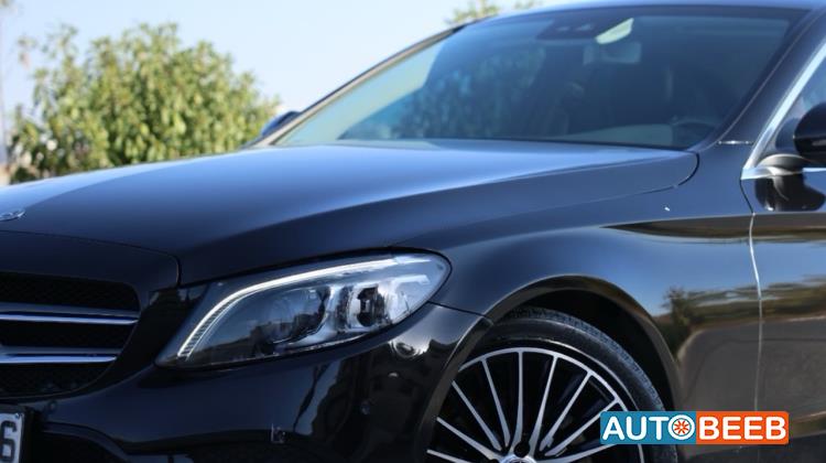 Mercedes Benz C200 2020