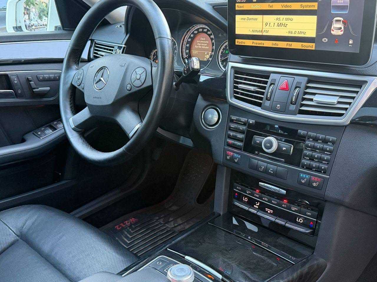 Mercedes Benz E350 2011