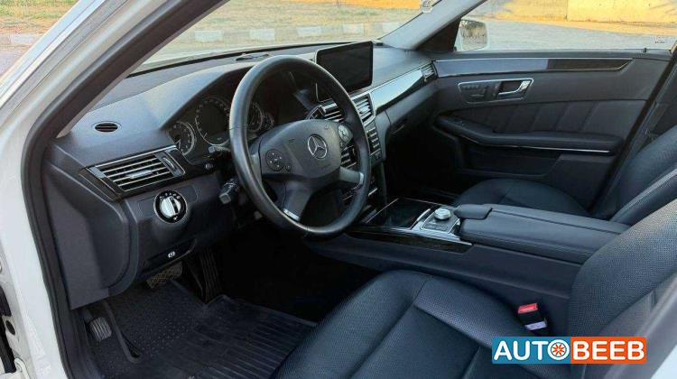Mercedes Benz E350 2011