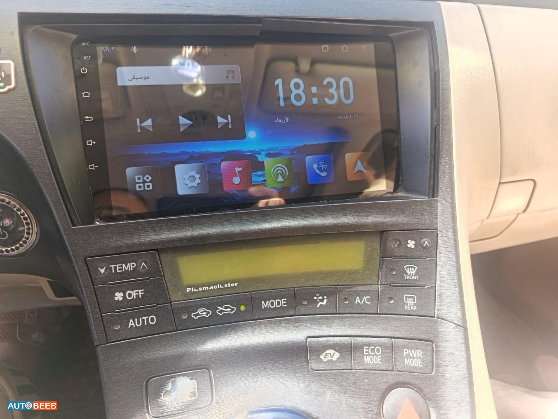 Toyota Prius 2011