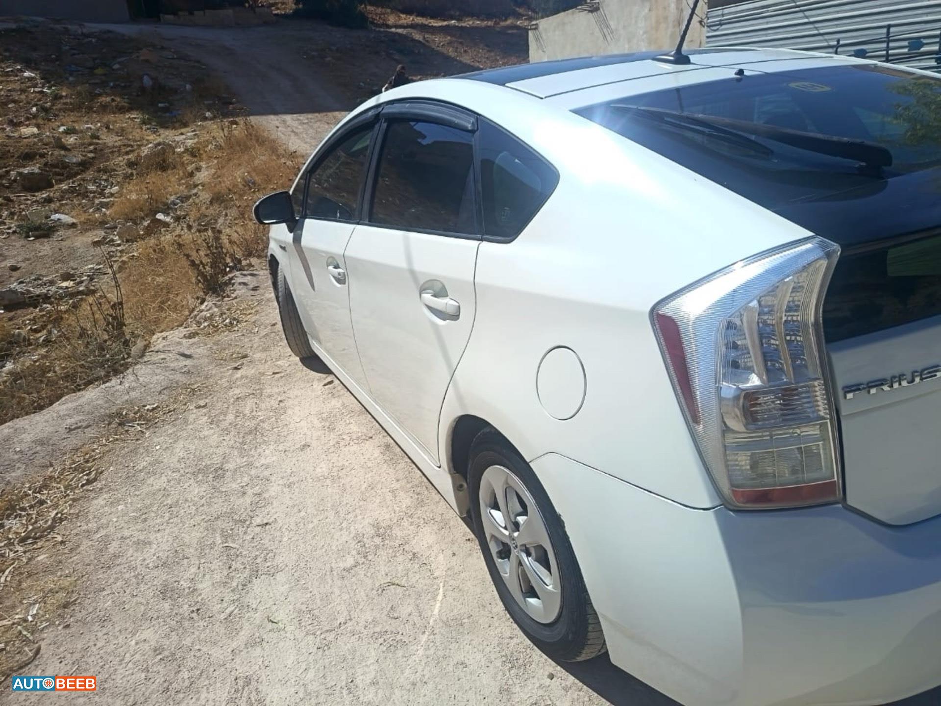 Toyota Prius 2011