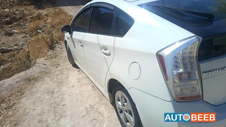 Toyota Prius 2011