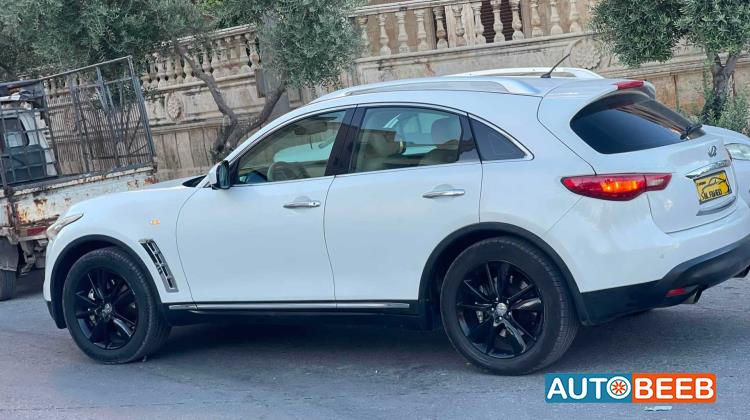 Infiniti FX 35 2012
