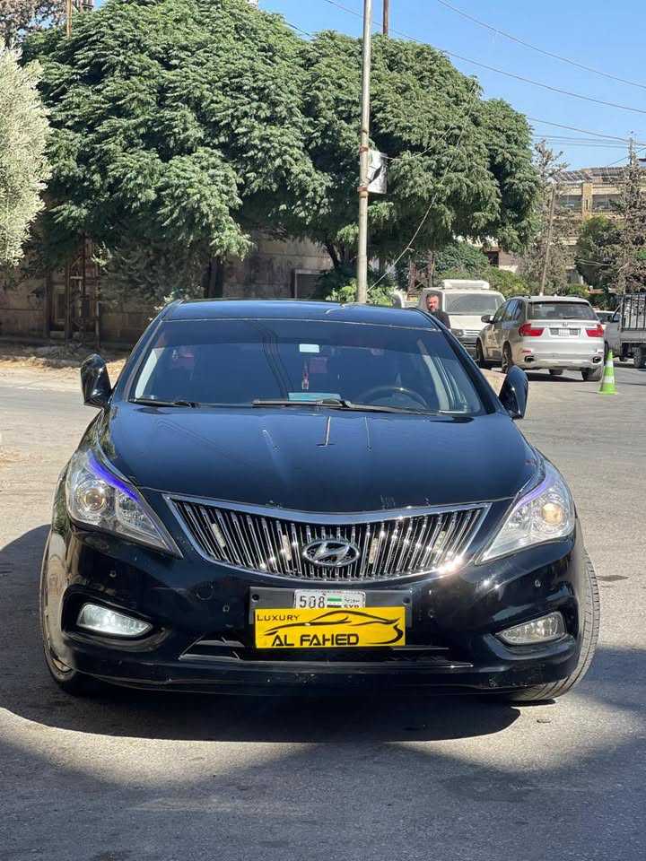 Hyundai Grandeur 2012