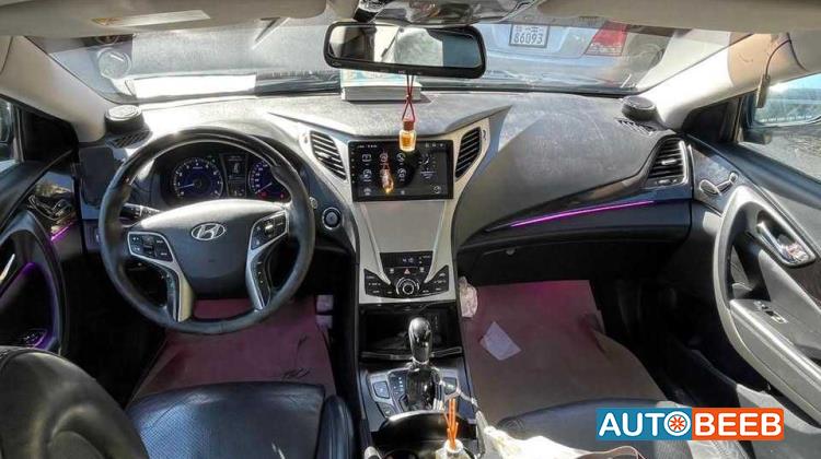 Hyundai Grandeur 2012