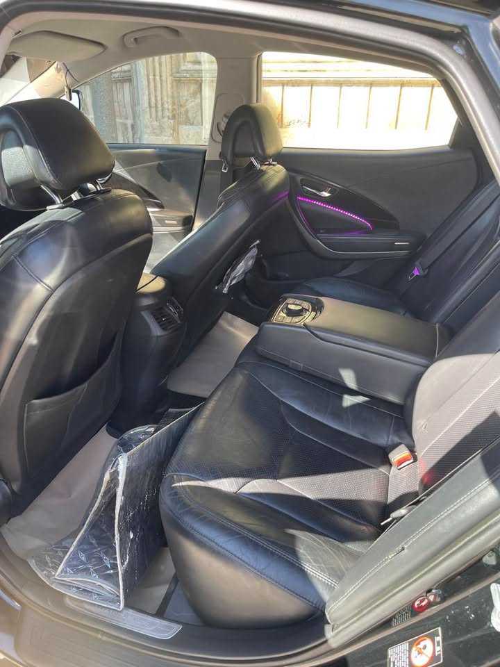 Hyundai Grandeur 2012