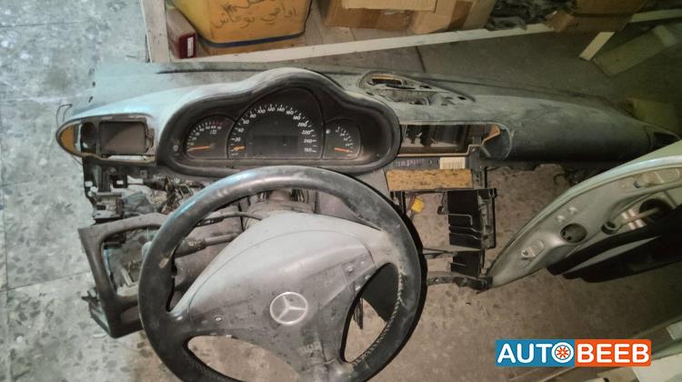 Body  Hood Mercedes Benz C200