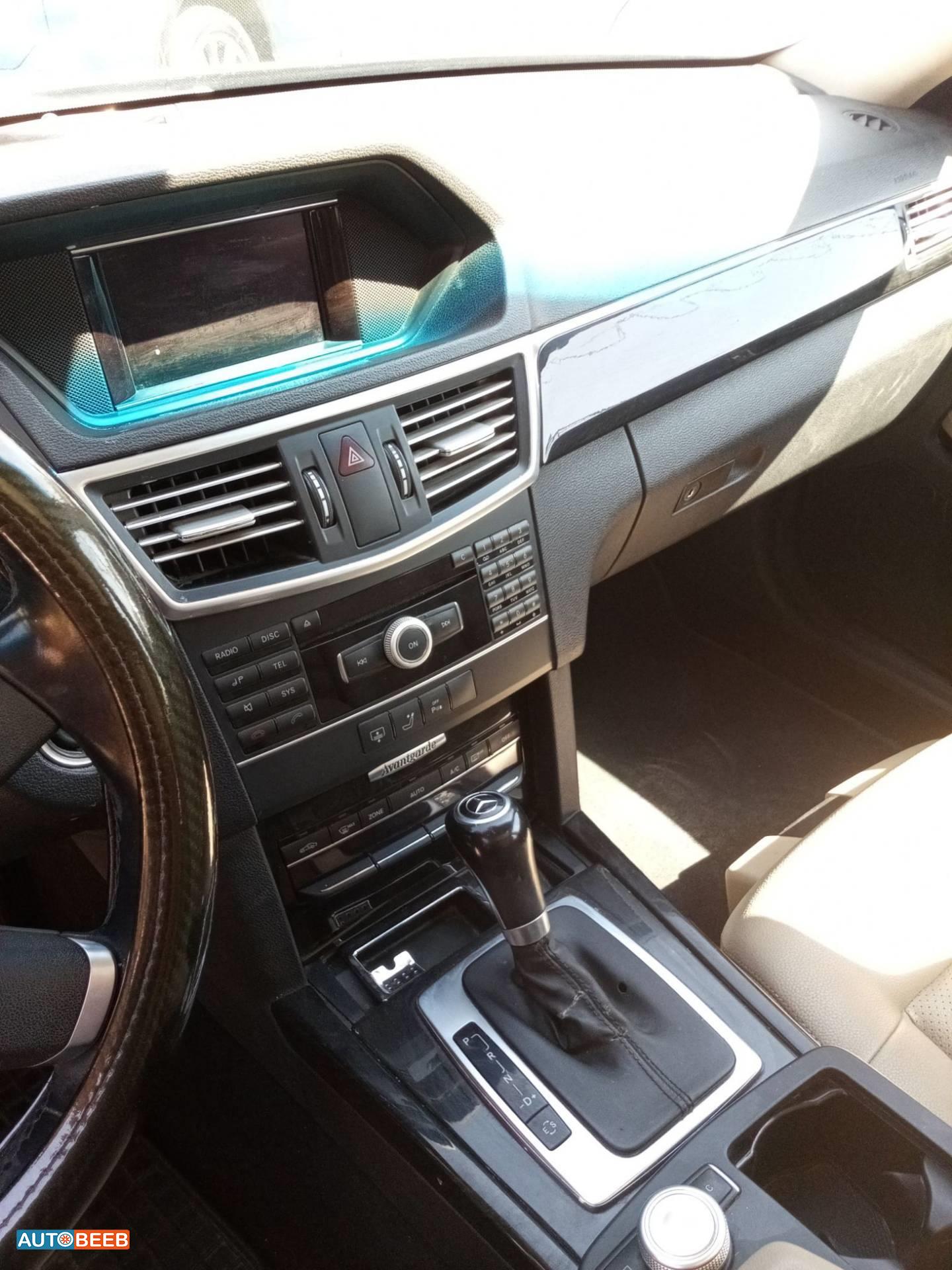Mercedes Benz E200 2012