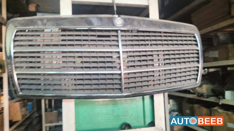 Body  Grilles Mercedes Benz E200