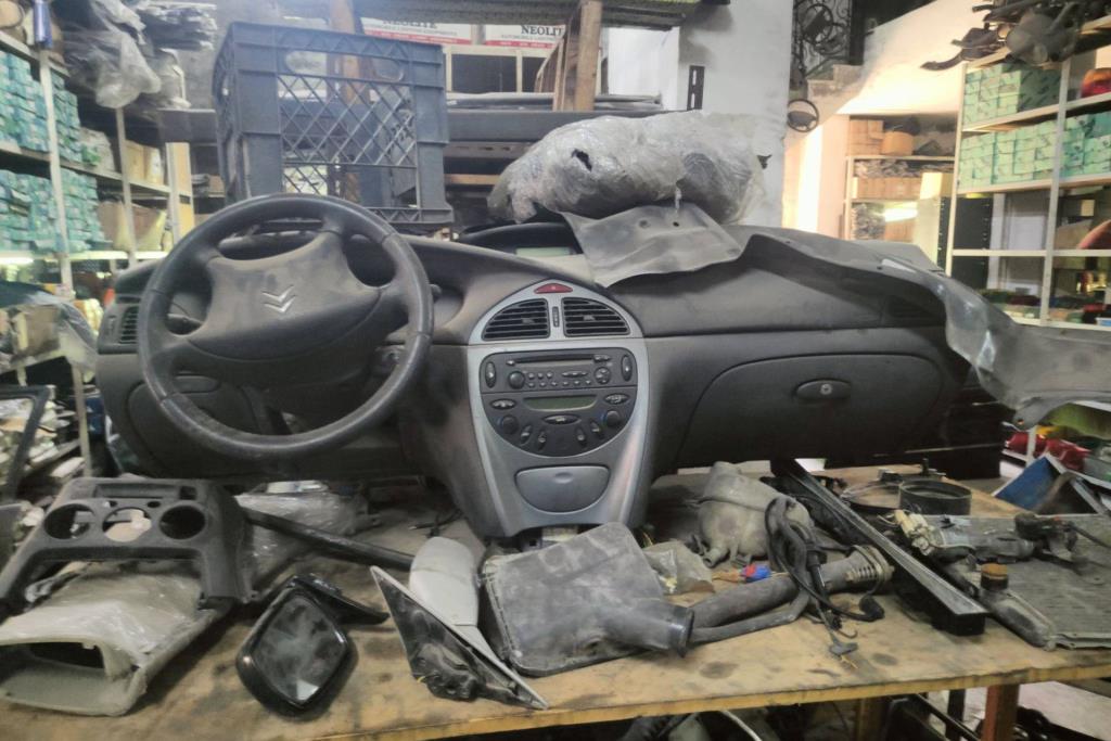 Cabin  Dashboard Citroen C5
