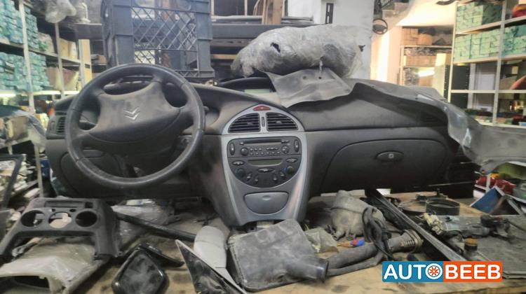 Cabin  Dashboard Citroen C5