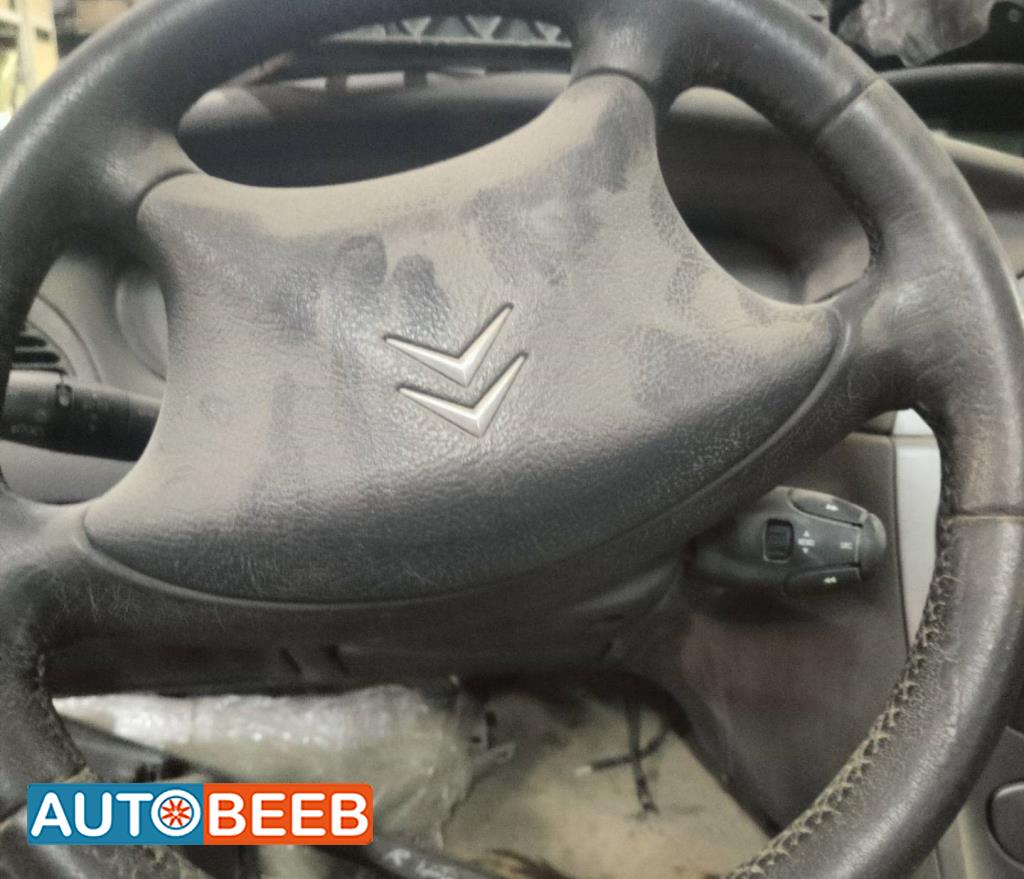 Cabin  Steering Wheel Citroen C5