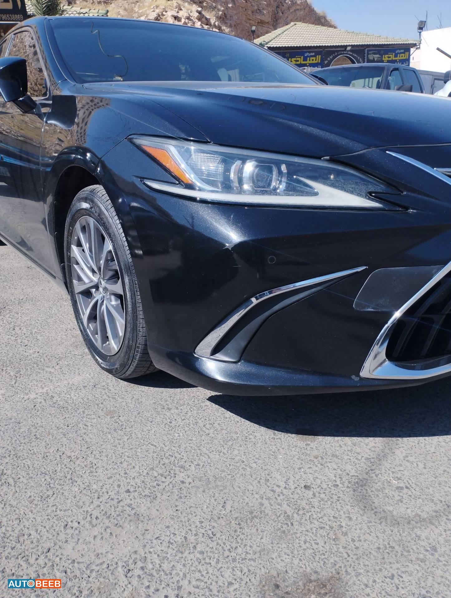 Lexus ES300 2023