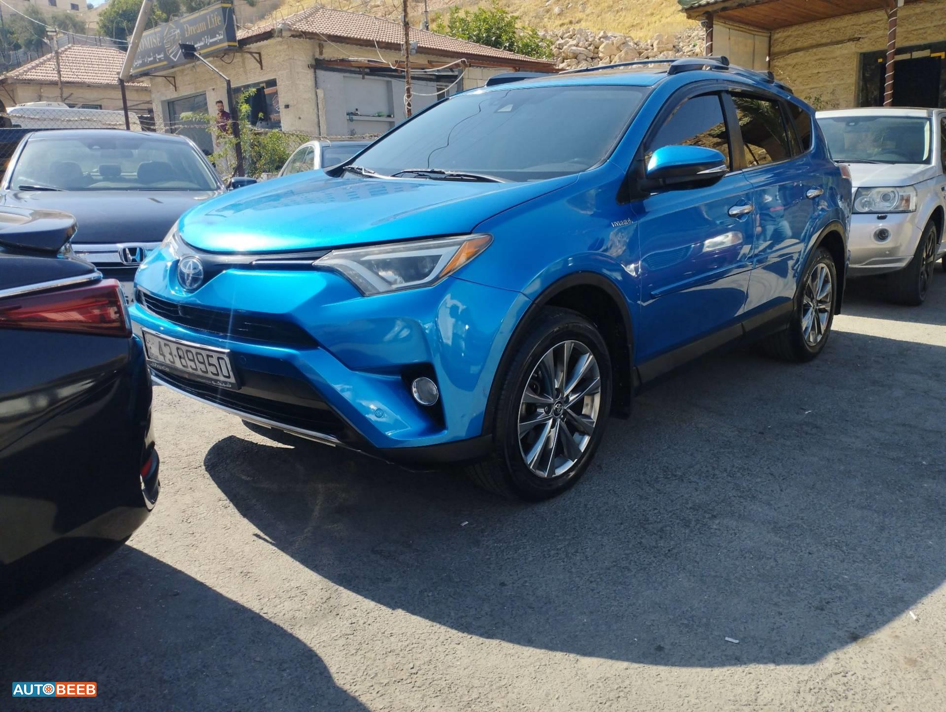 Toyota RAV4 2017