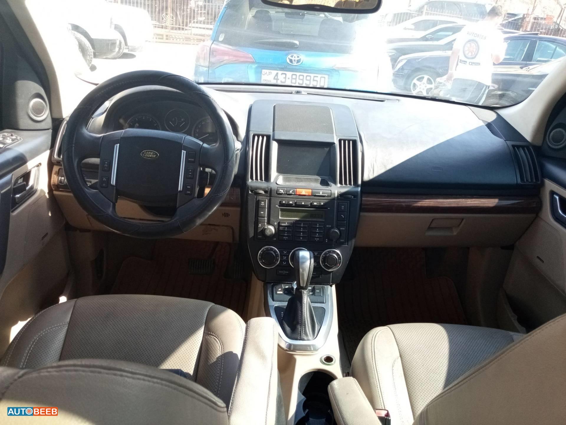 Land Rover LR2 2014