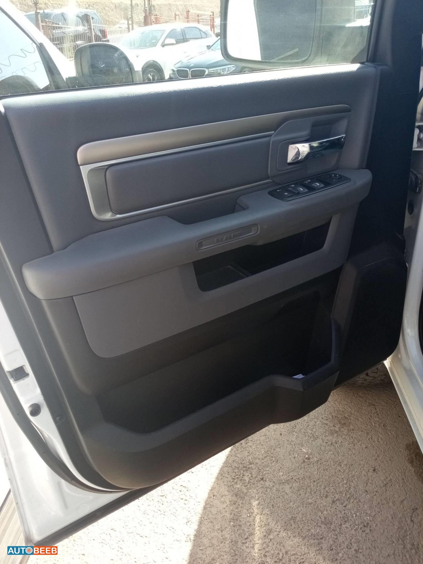 Dodge RAM 2016
