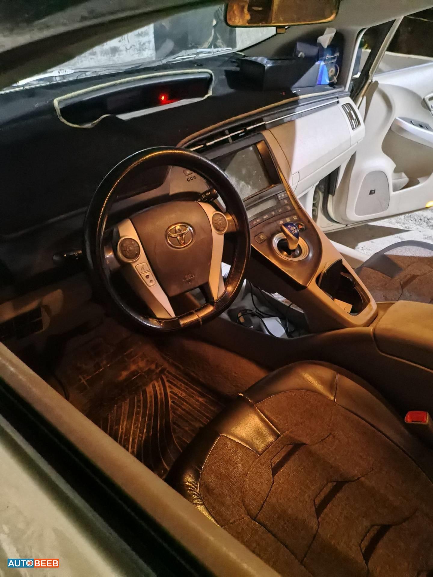 Toyota Prius 2010