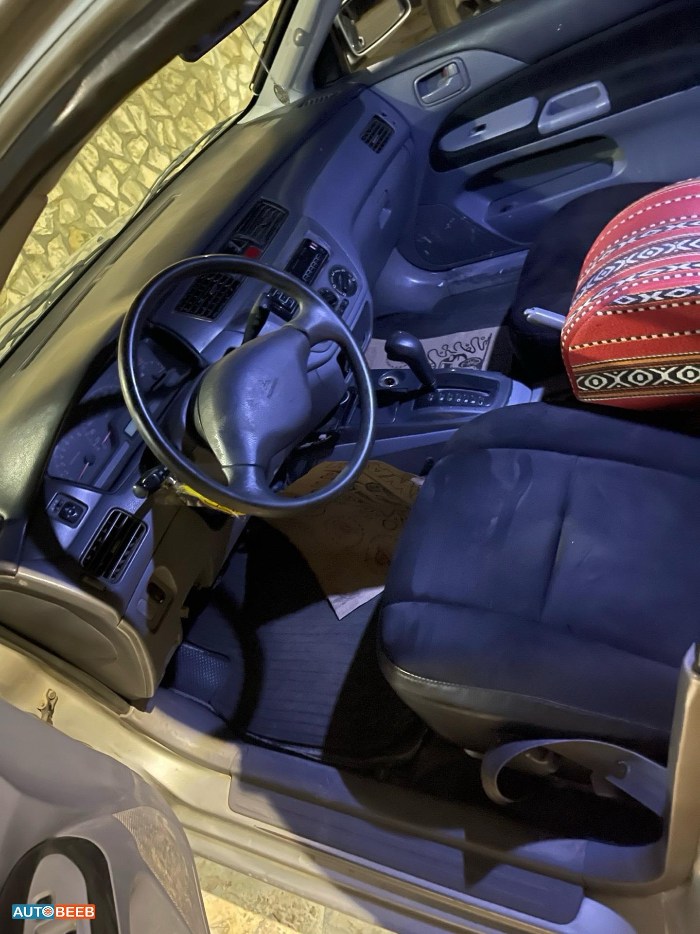 Mitsubishi Lancer 2003