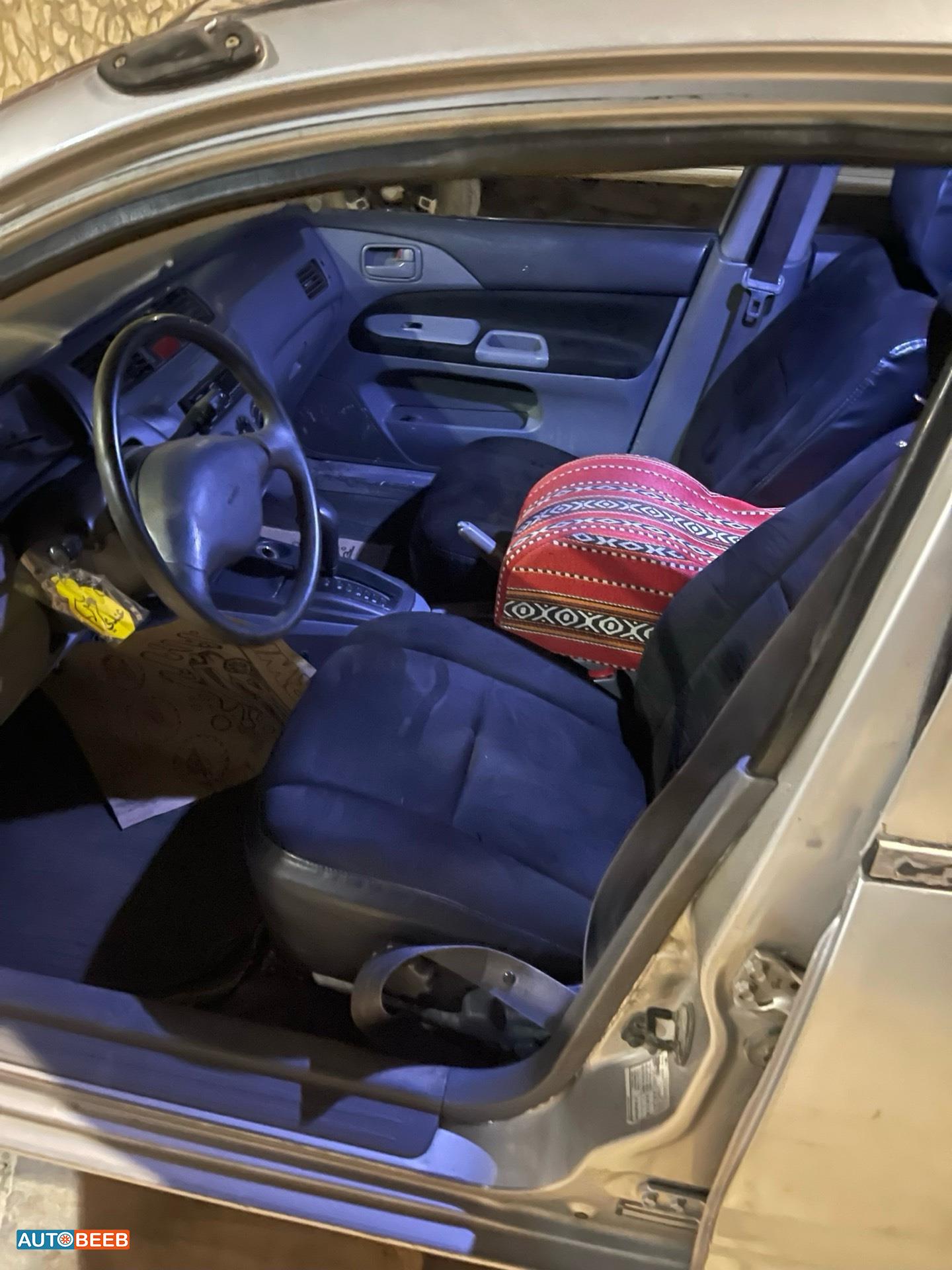 Mitsubishi Lancer 2003