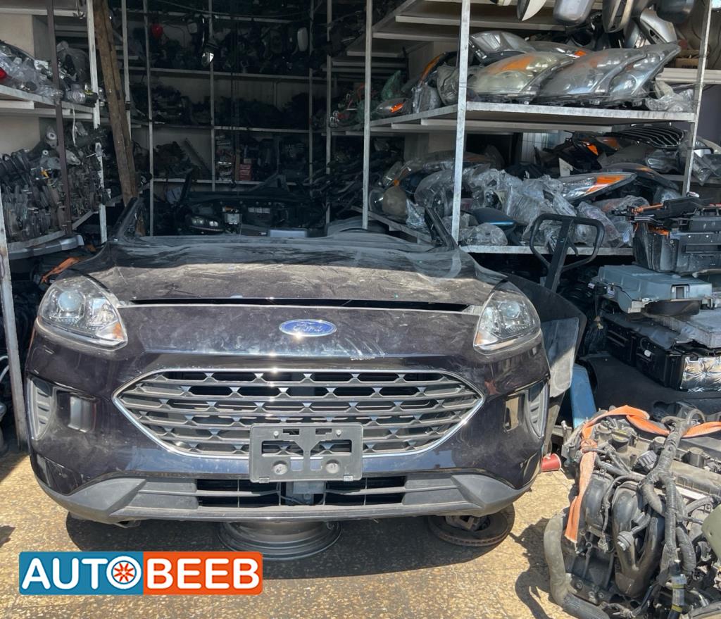  Complete car Ford Escape