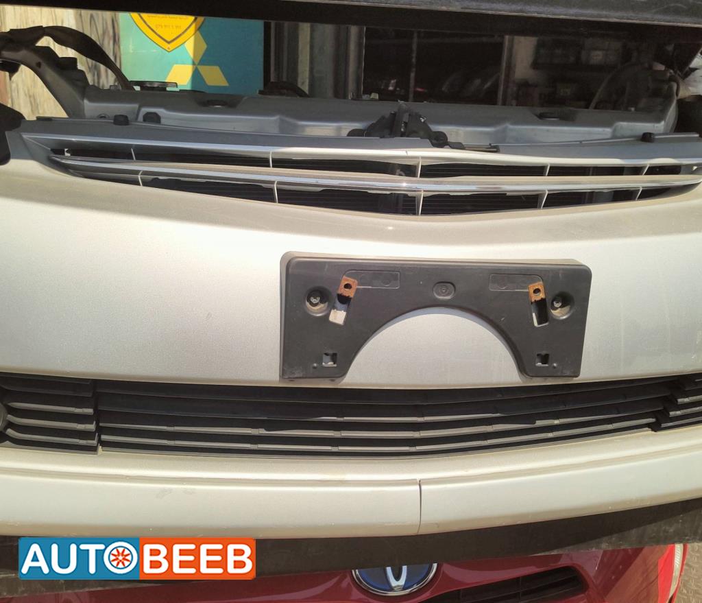 Body  Grilles Toyota Prius