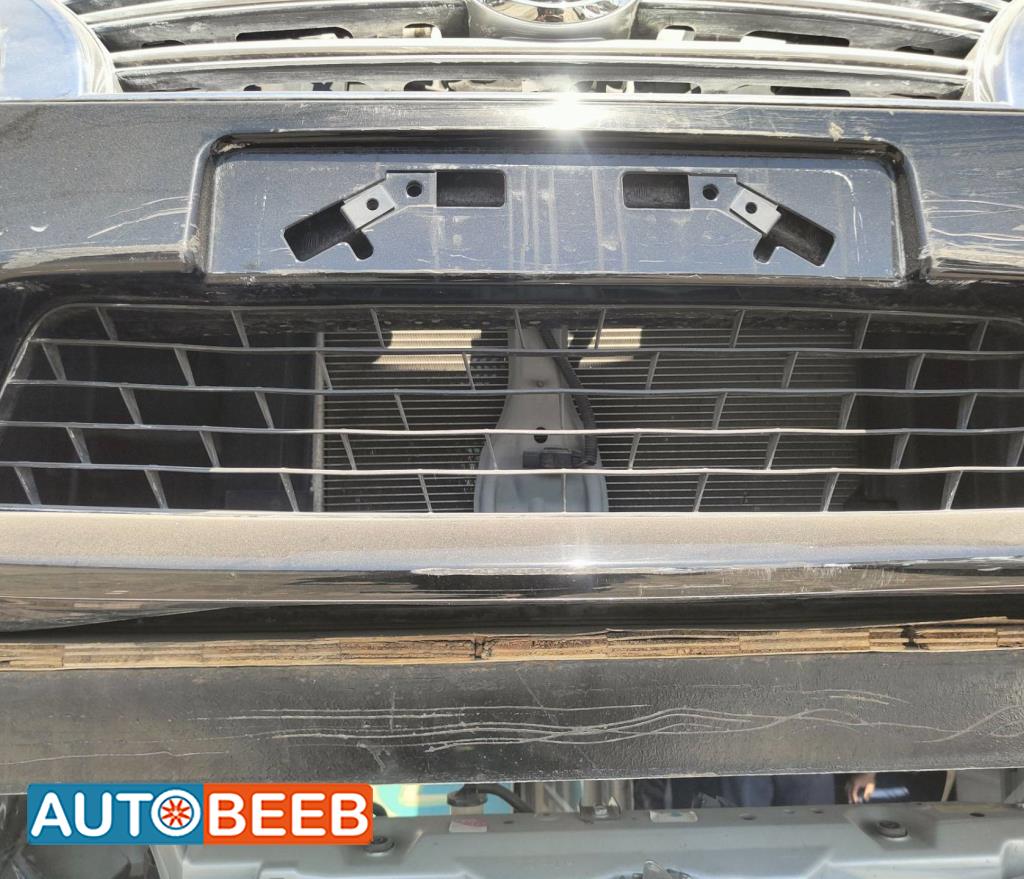 Body  Grilles Nissan Sentra