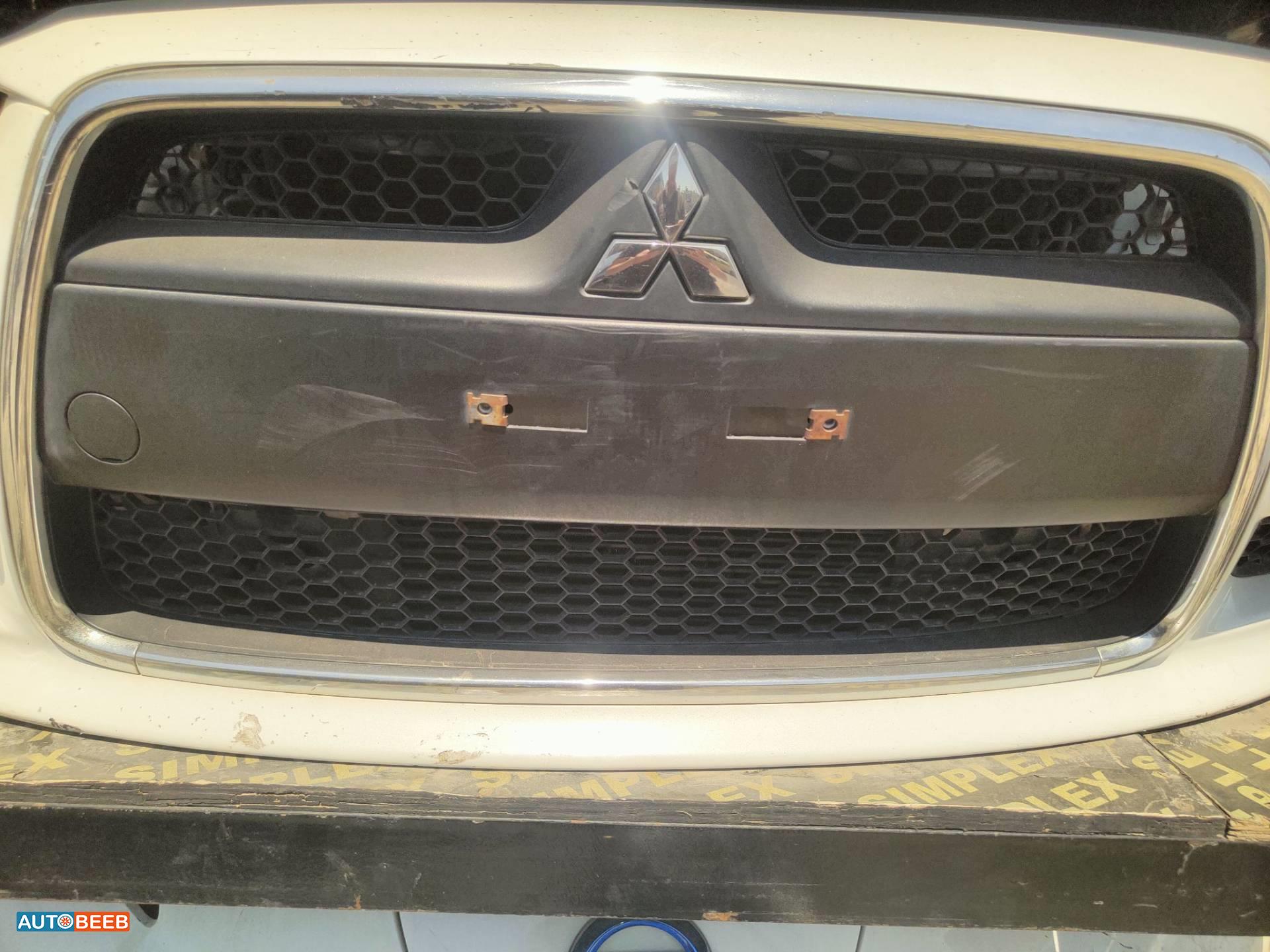 Body  Grilles Mitsubishi Lancer