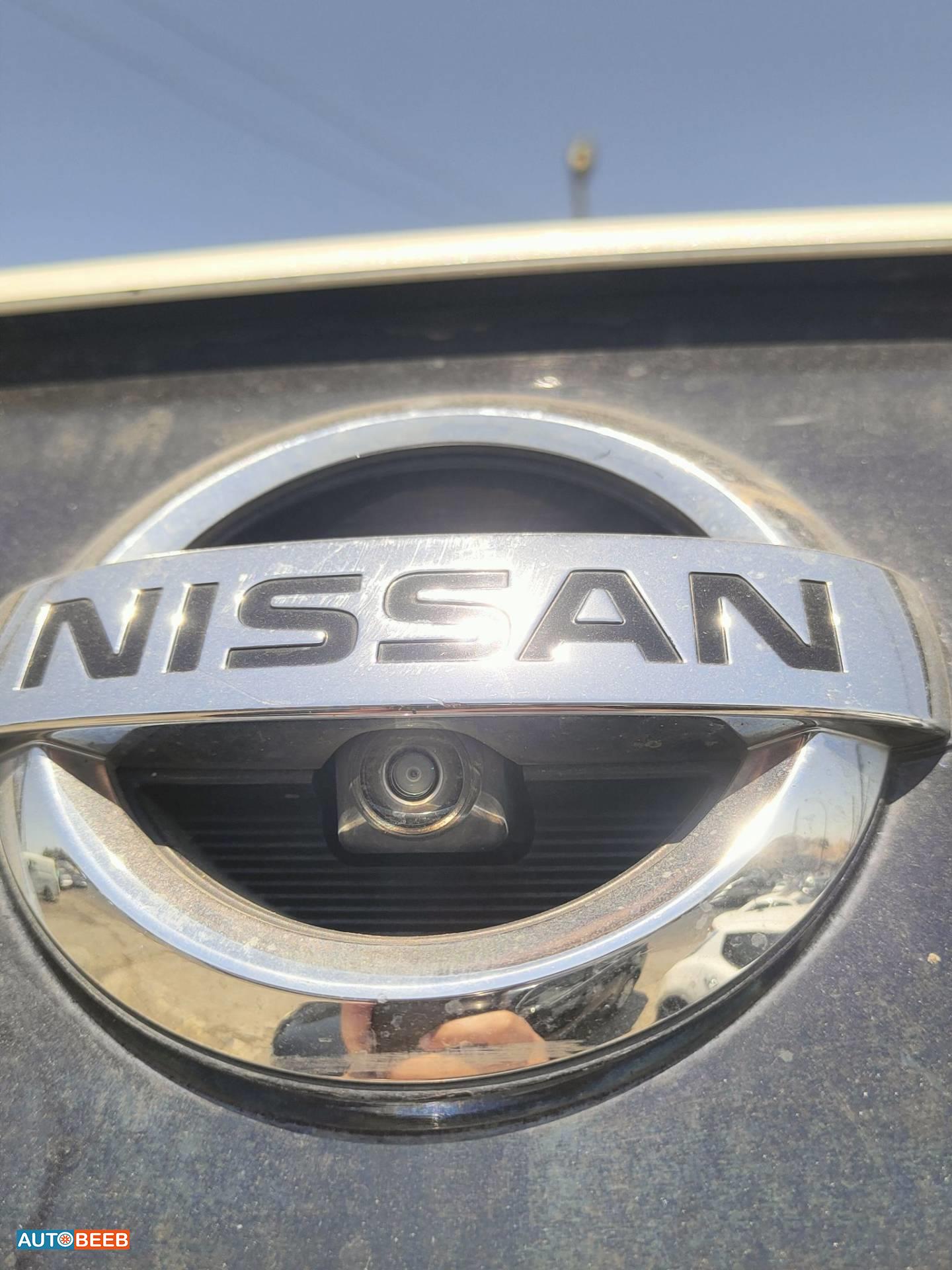 Electronics Cameras Nissan Leaf