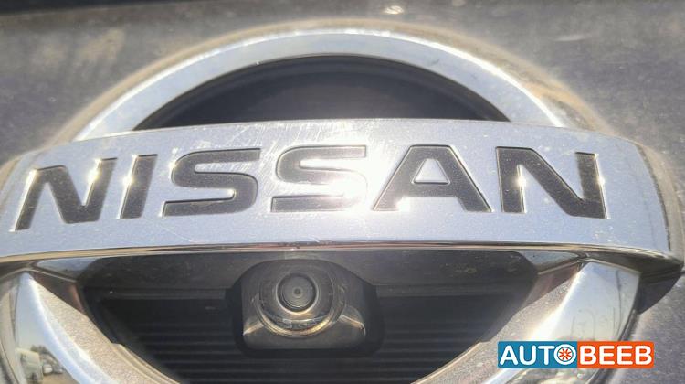 Electronics Cameras Nissan Leaf