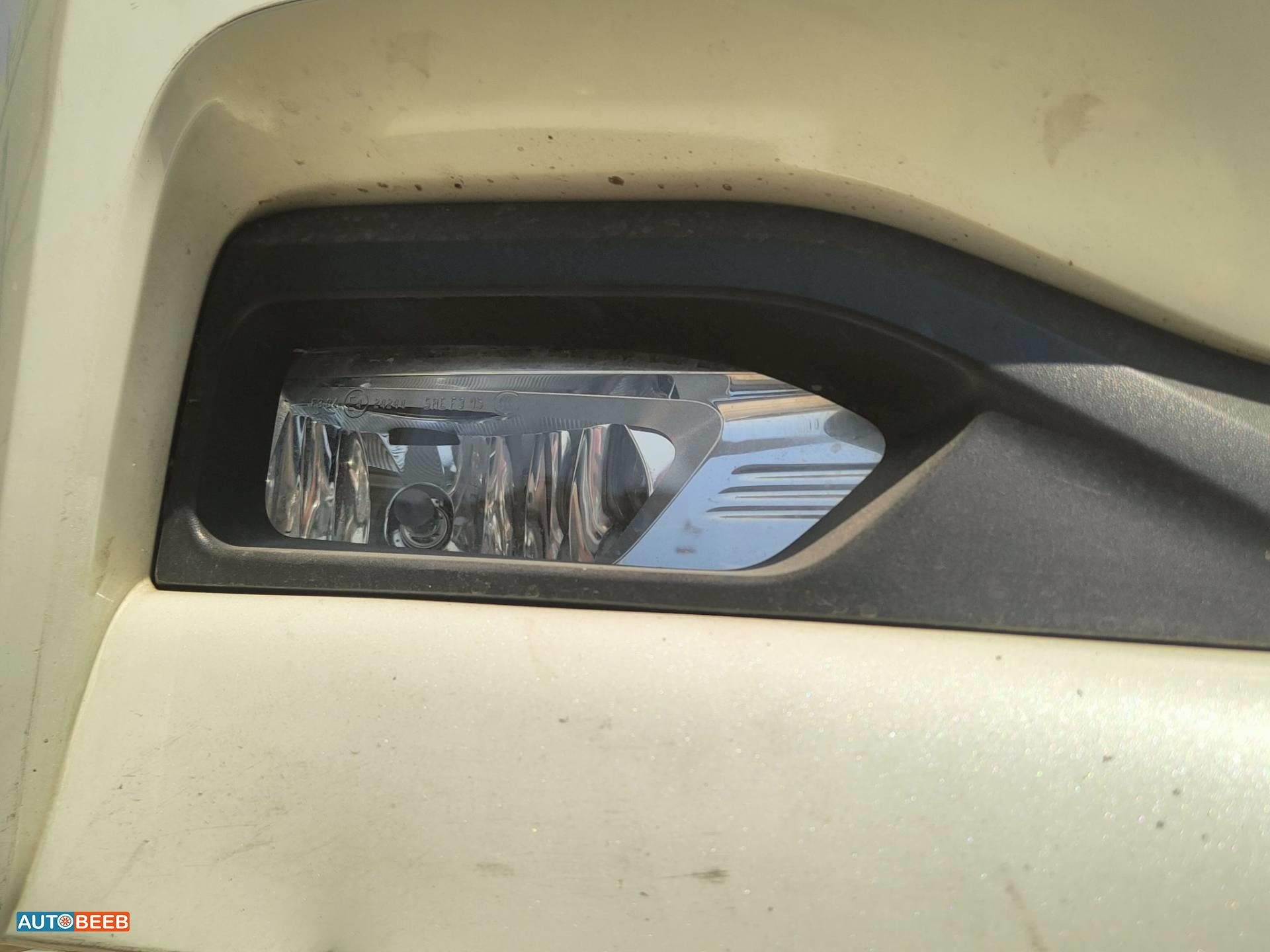 Lights Spotlight Nissan Leaf