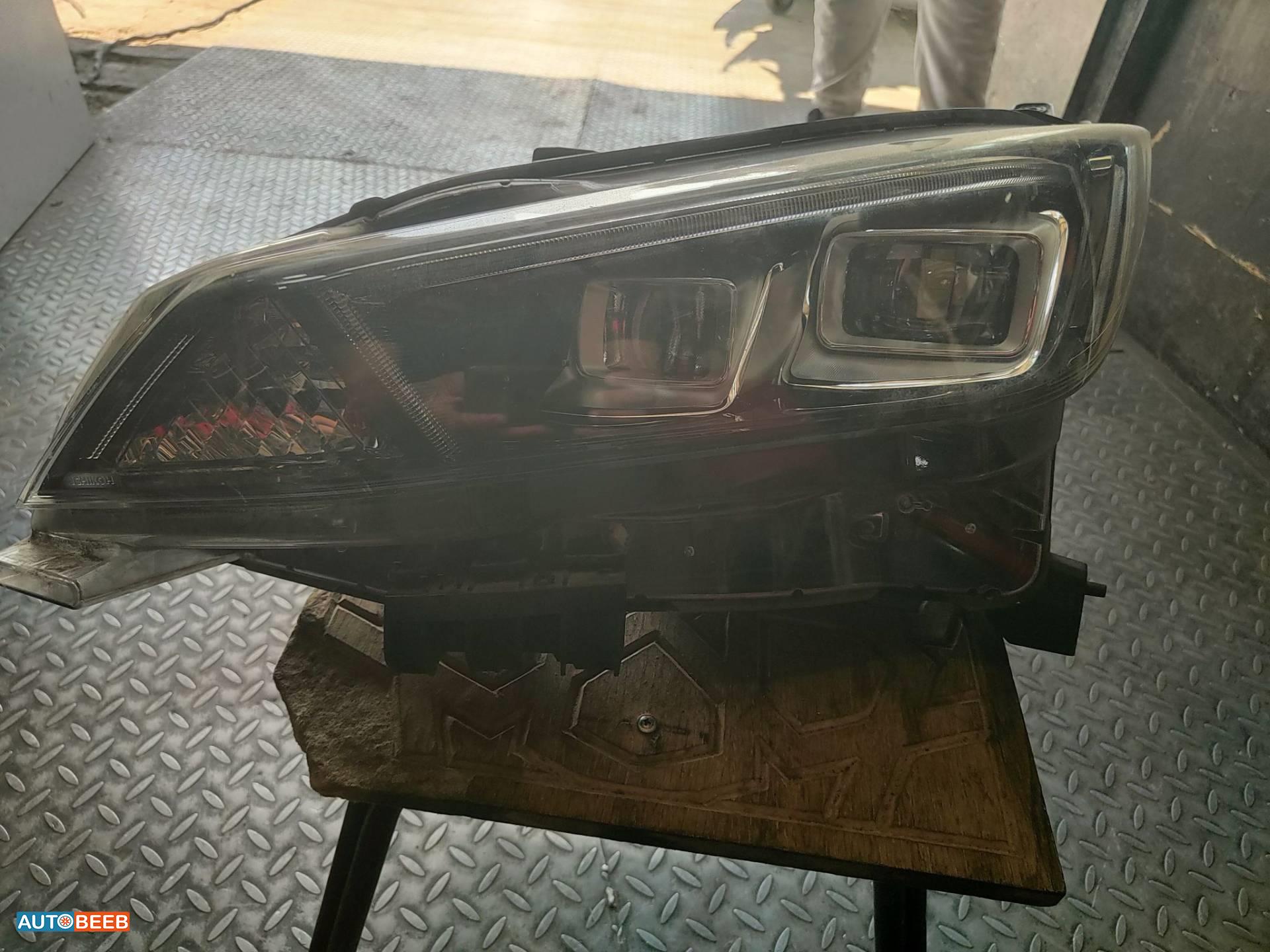 Lights Front light Nissan Leaf