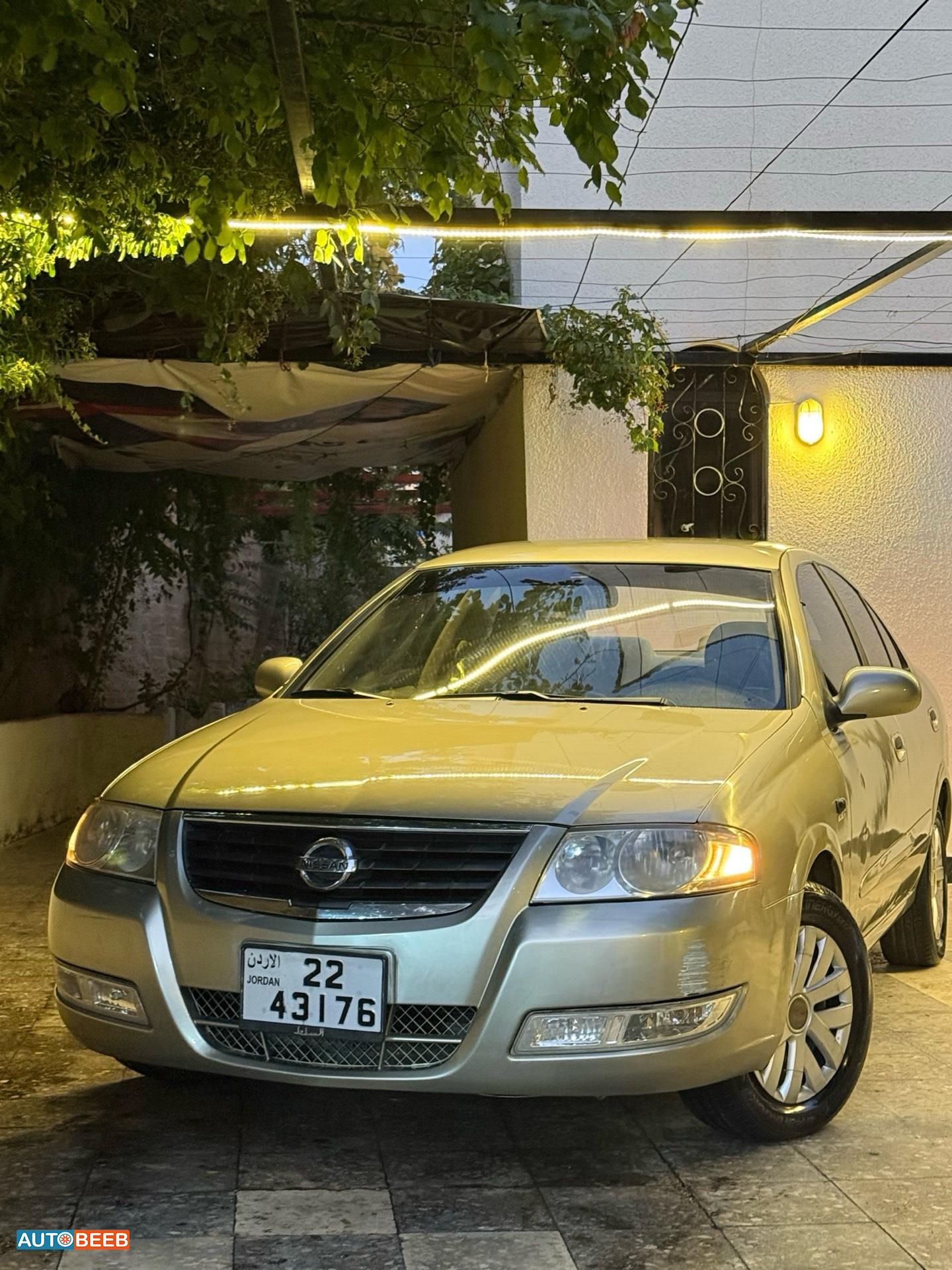 Nissan Sunny 2012