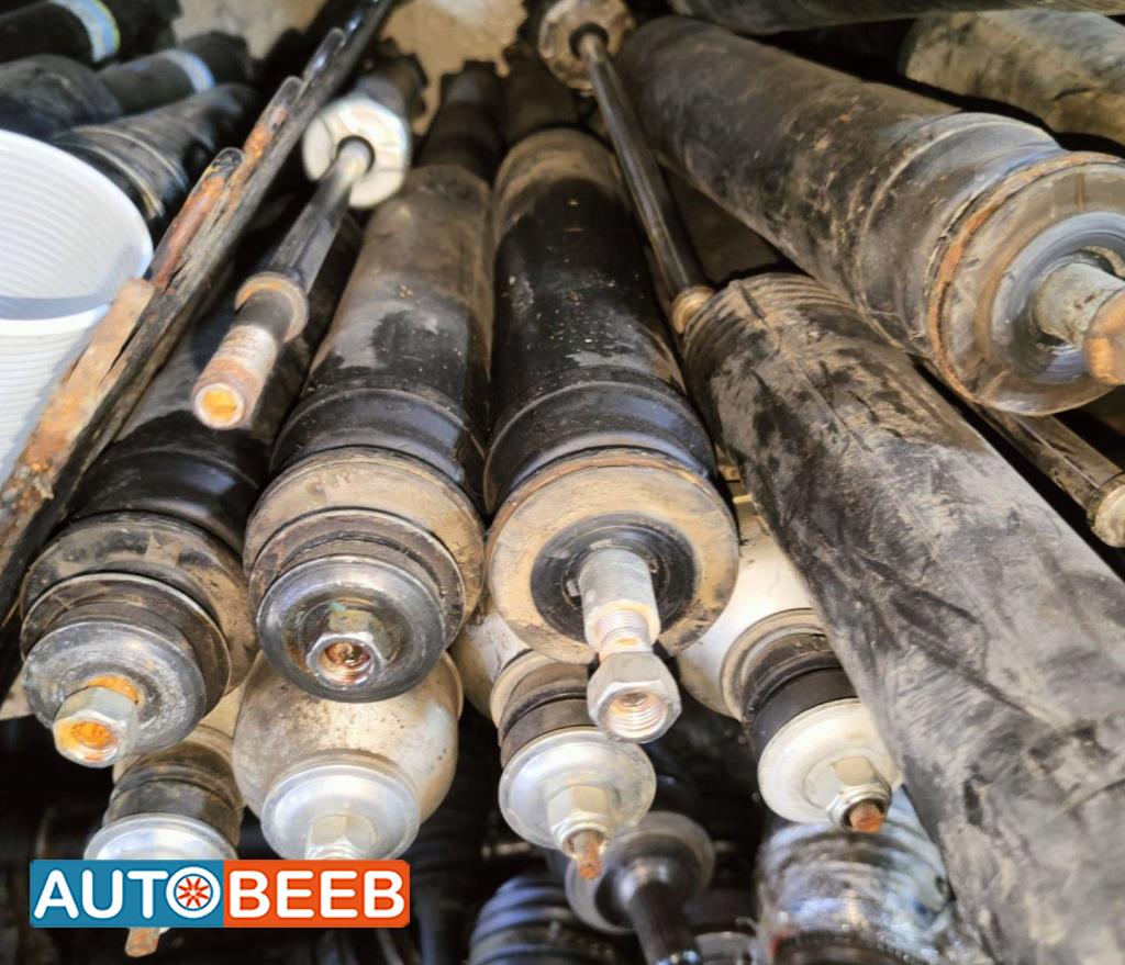  Shock Absorber Nissan Leaf
