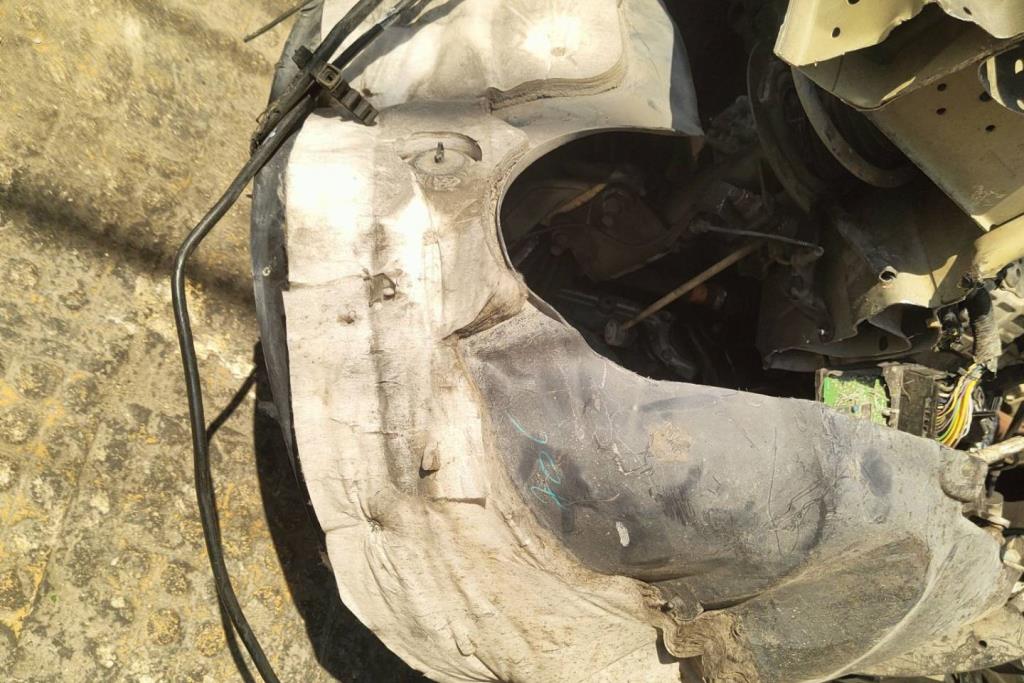 Body  RR BUMPER Ford Fusion