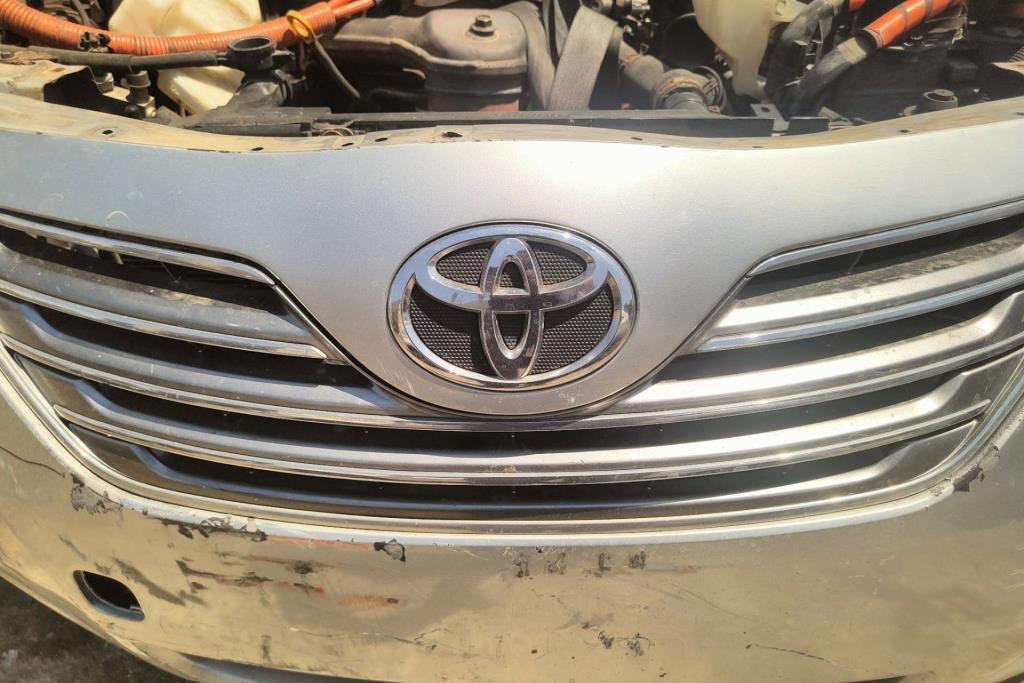 Body  Grilles Toyota Camry