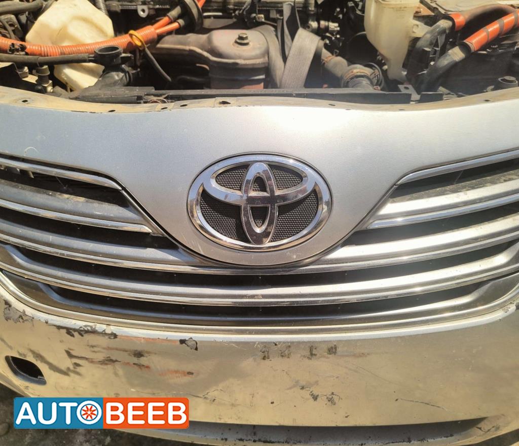 Body  Grilles Toyota Camry