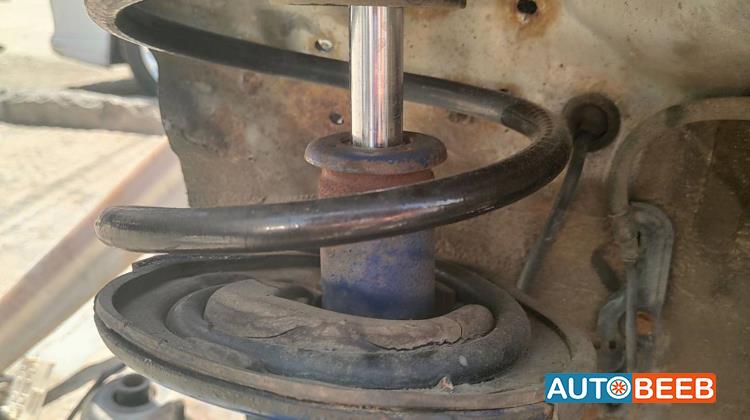 Shock Absorber Toyota Camry