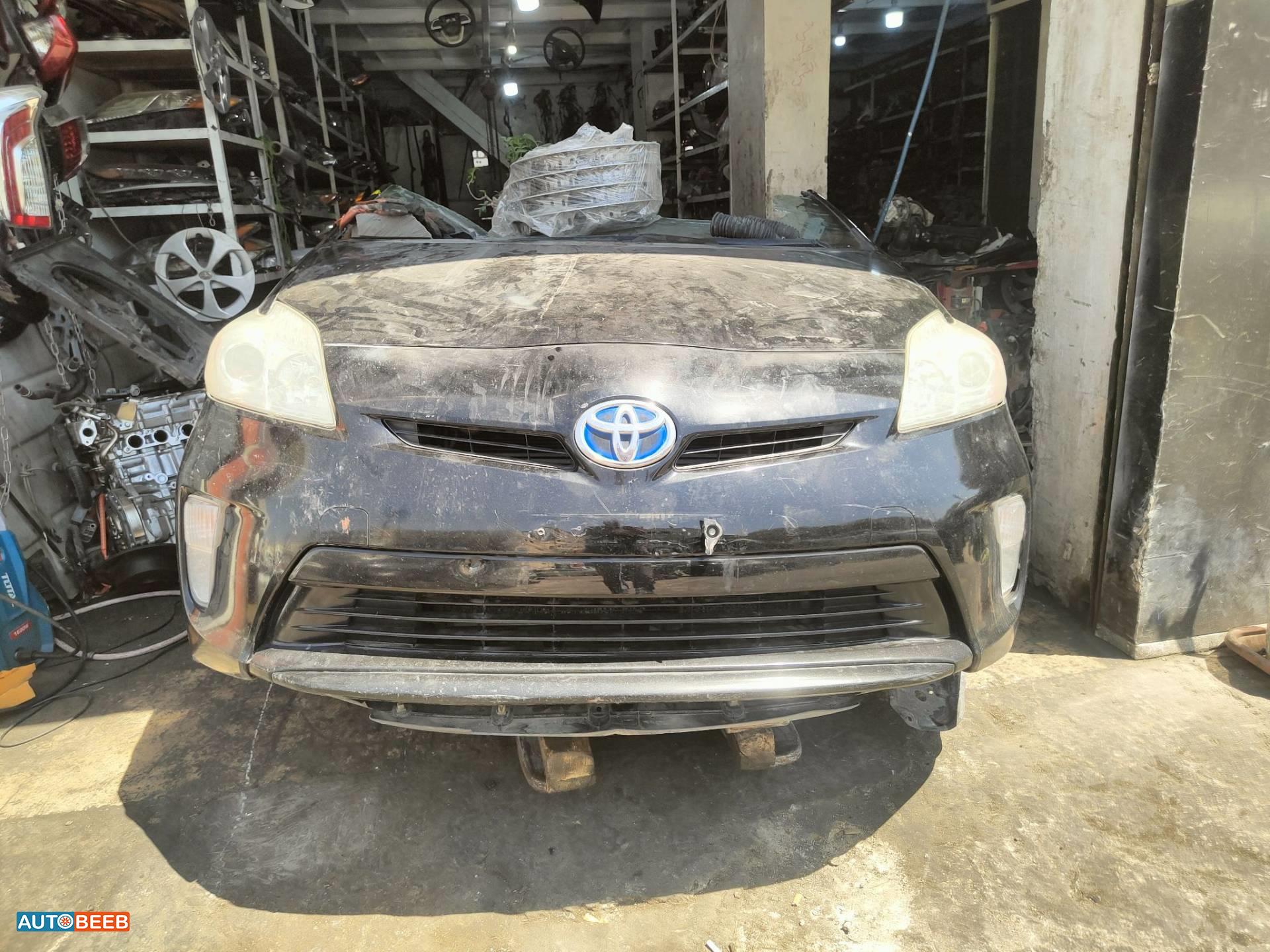 Body  Front clip Toyota Prius