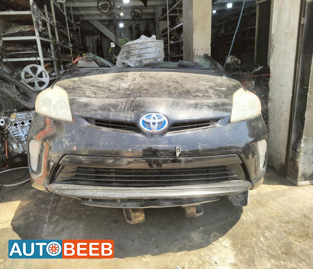 Body  Front clip Toyota Prius