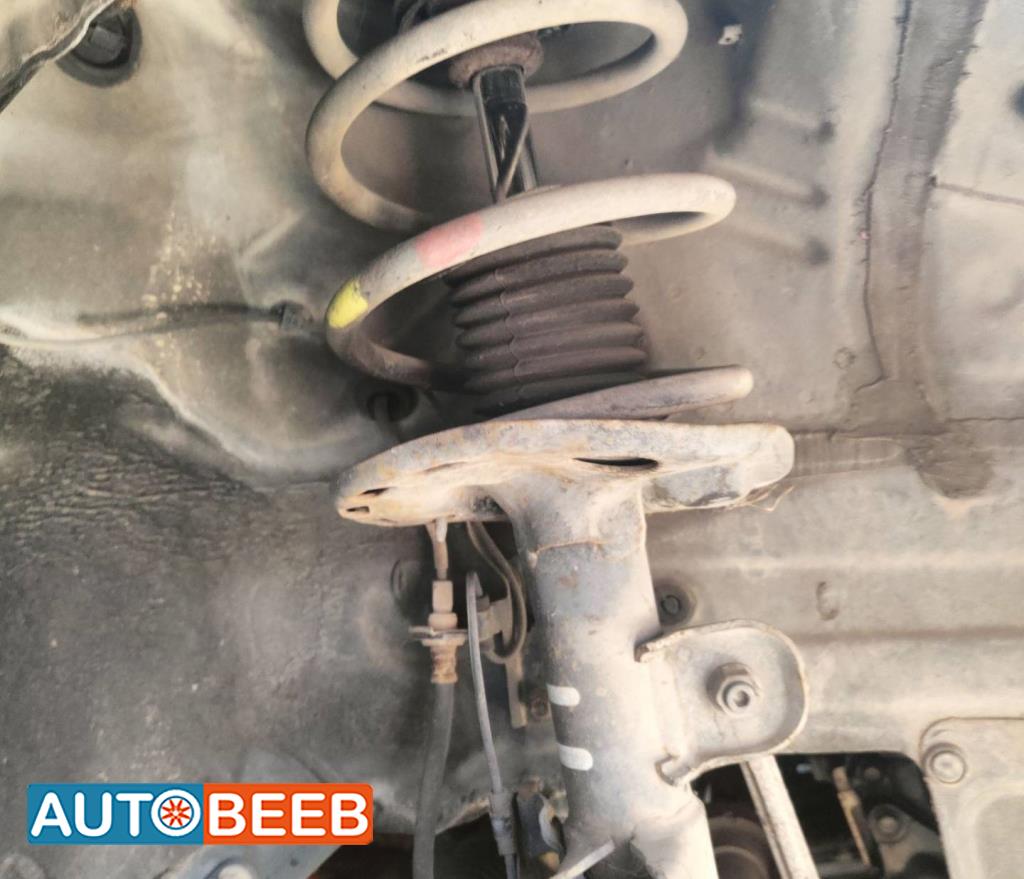  Shock Absorber Toyota Camry