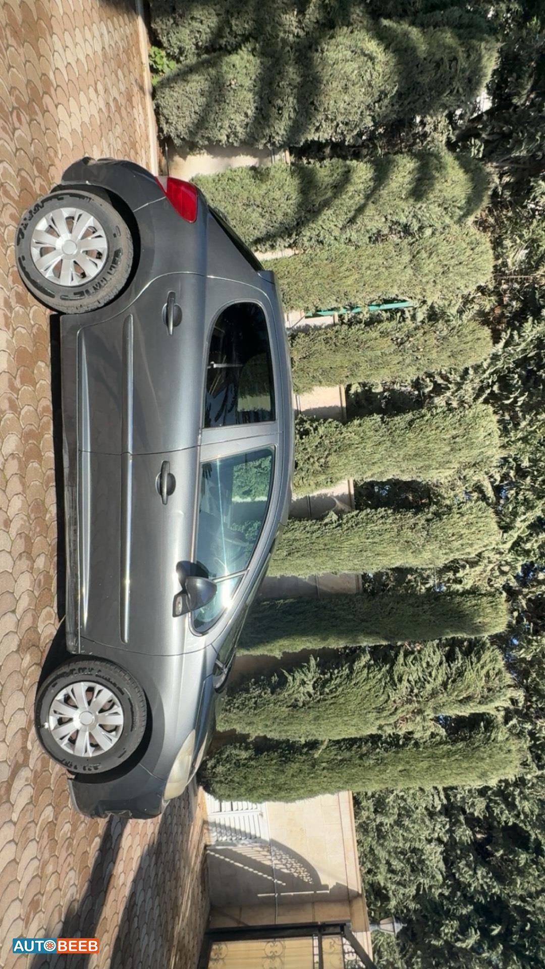 بيجو 207 2012