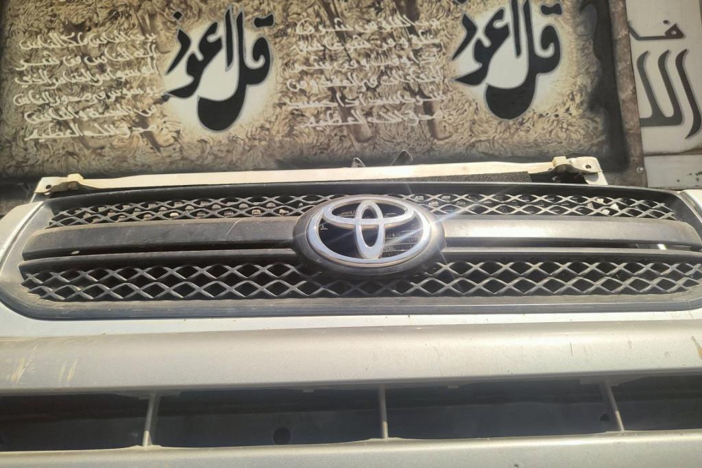 Body  Grilles Toyota RAV4
