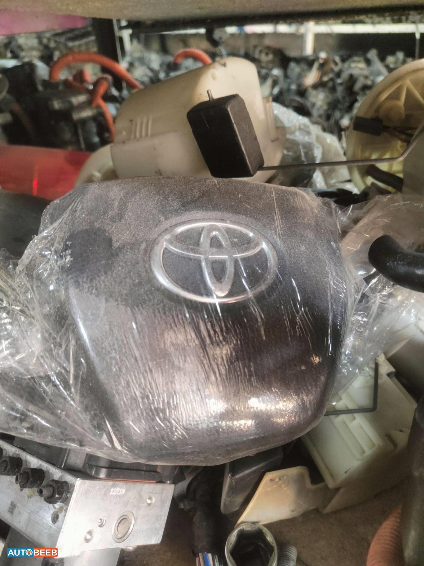 Cabin  Steering Wheel Toyota Corolla
