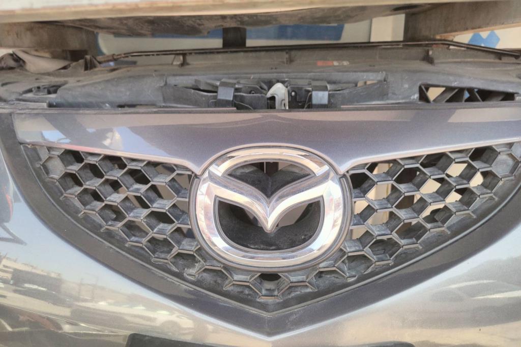 Body  Grilles Mazda 3