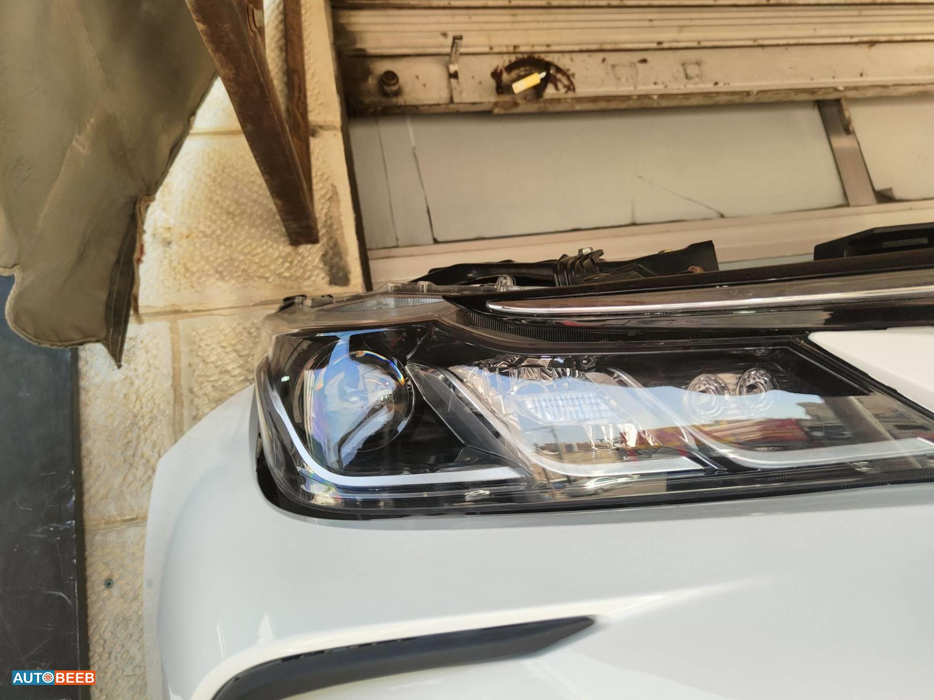 Lights Front light Toyota Corolla
