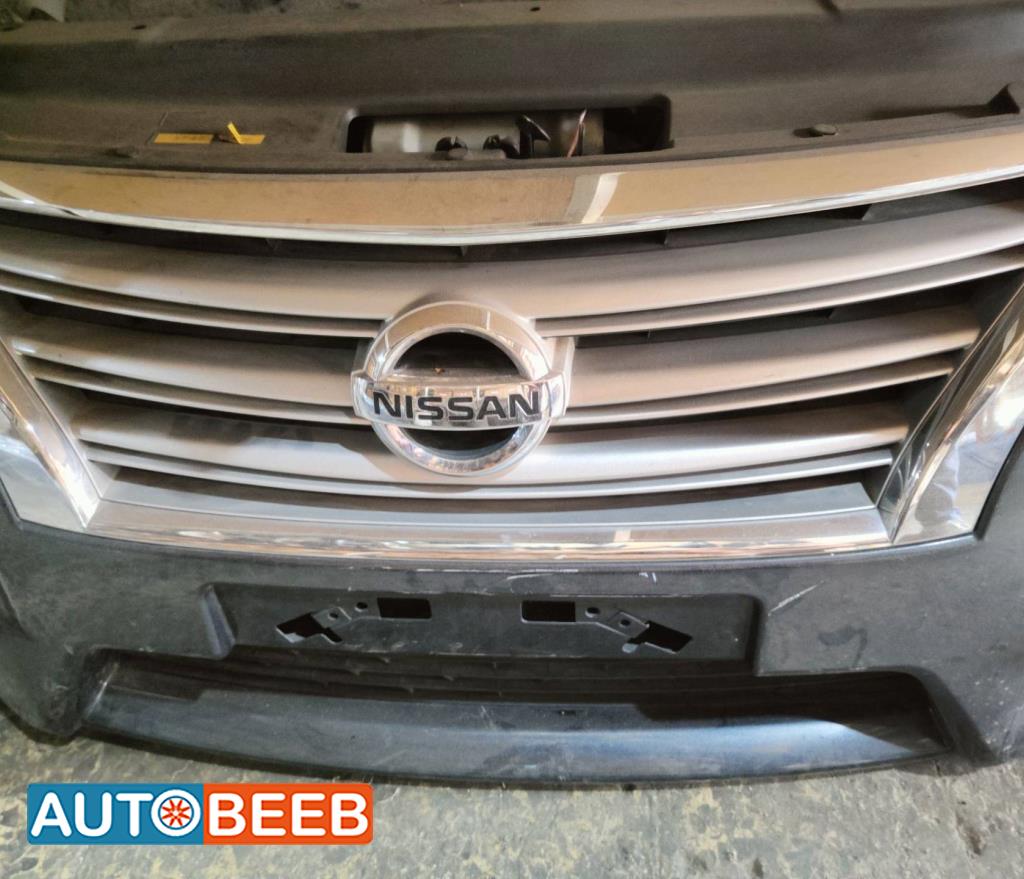 Body  Grilles Nissan Sentra