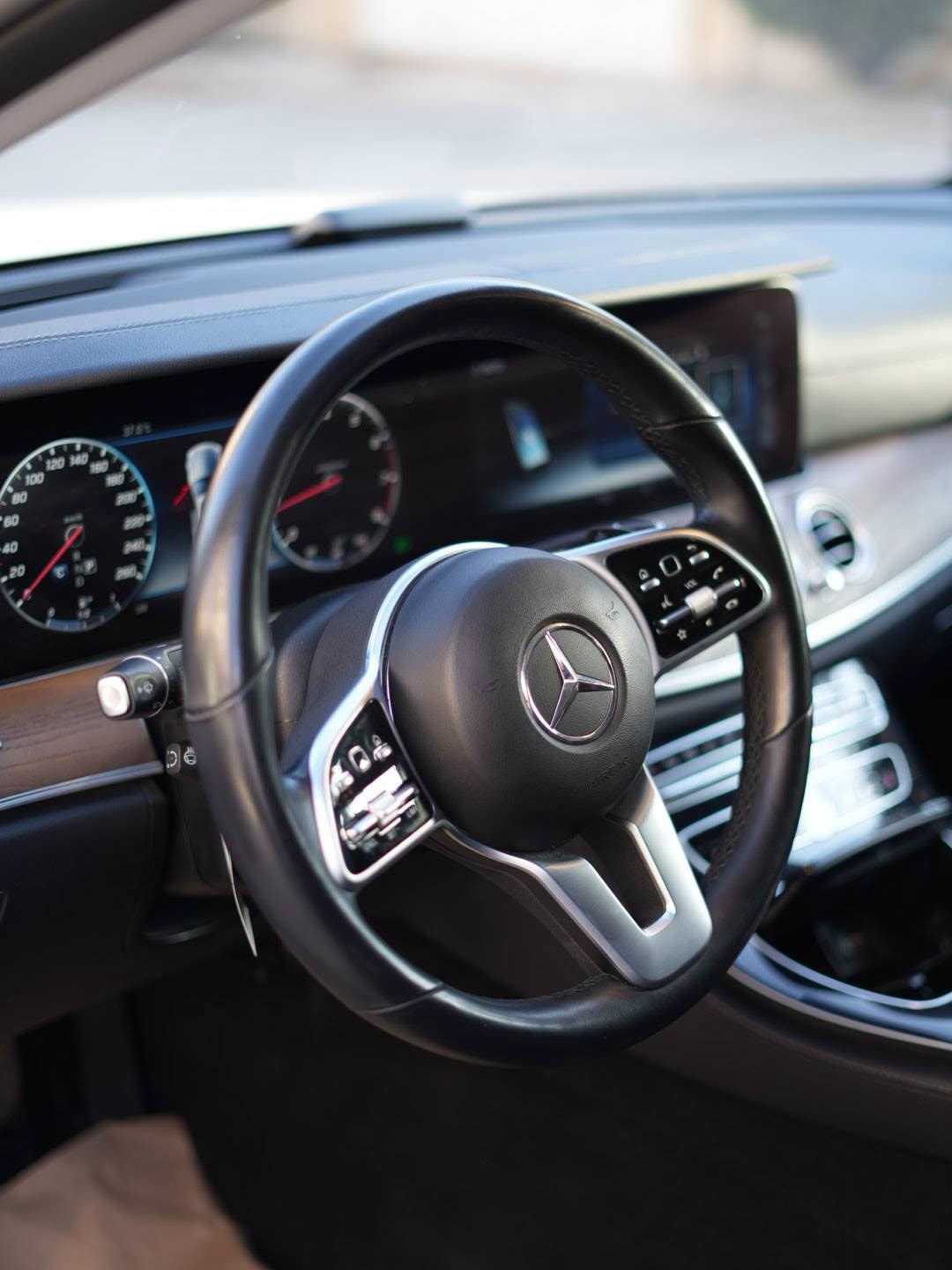 Mercedes Benz E300 2019
